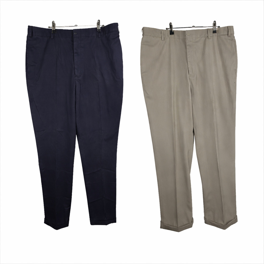 L.L. Bean Natural Fit Chino Pants Mens 38x30 Khaki Beige Navy Leg Business